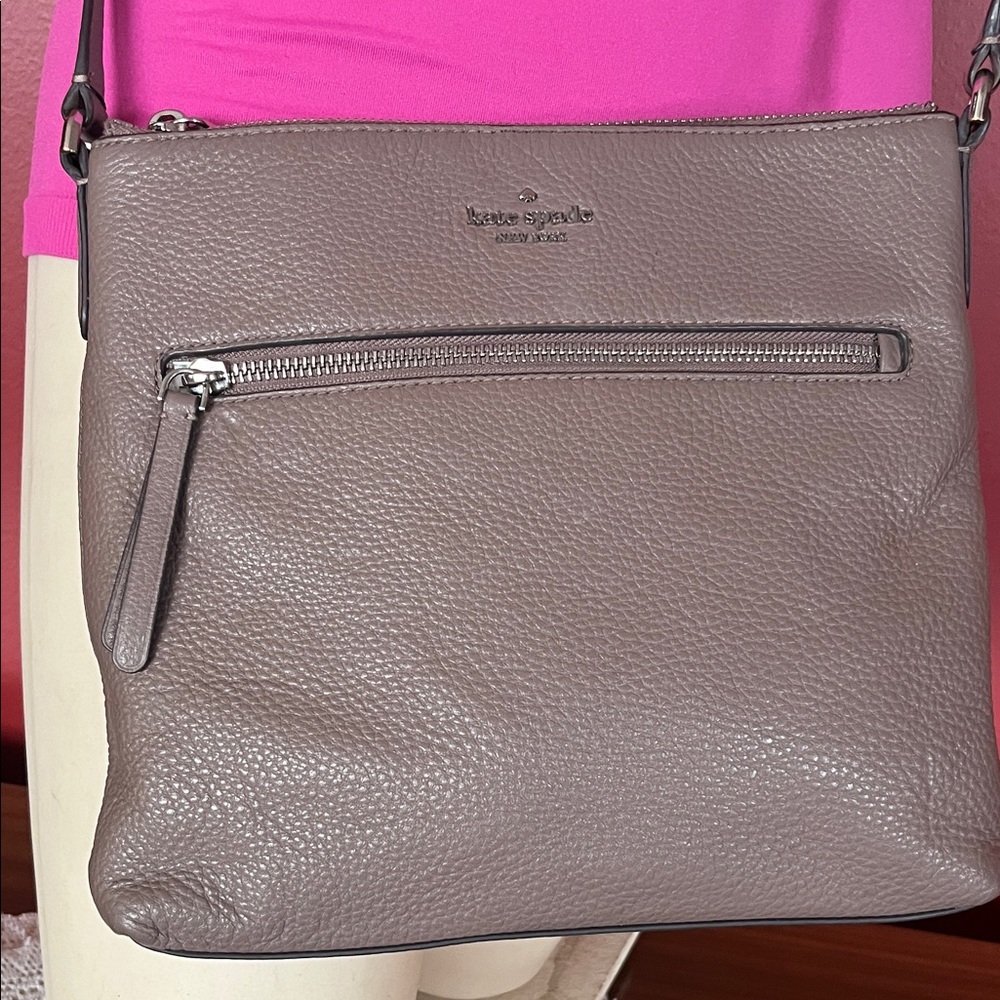 Kate Spade Taupe Leather Crossbody Bag - Picture 4 of 17